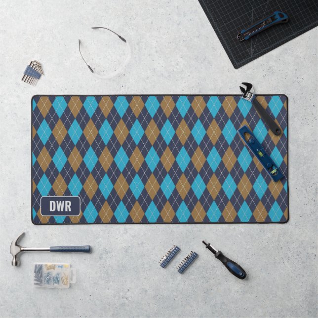 Maskuline Raute - Navy, Blue, Tan - Seine Initiale Schreibtischunterlage (Arbeitsplatz)