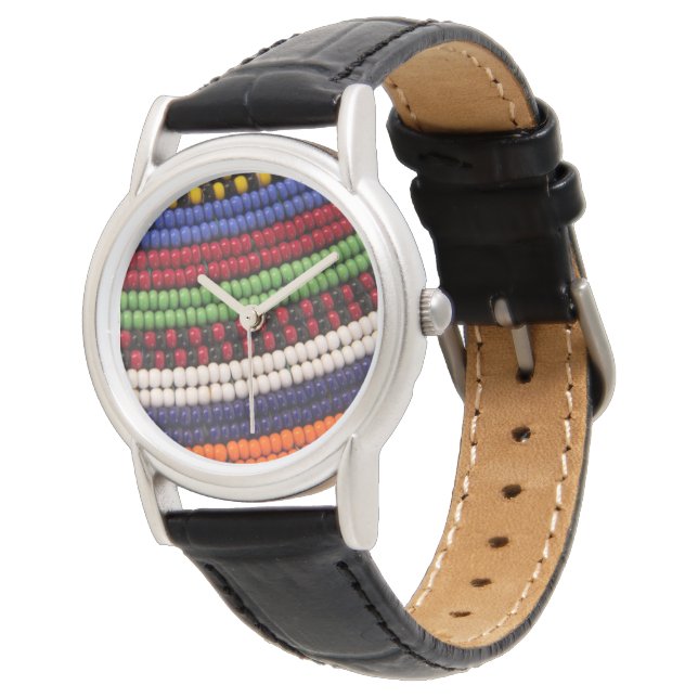 Massai Tribal Bead Pattern Armbanduhr (Schrägansicht)