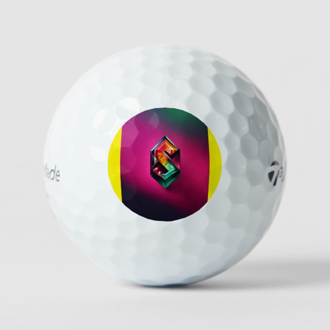 Maßgeschneiderte Exzellenz: Custom TaylorMade Golf Golfball (Vorderseite)