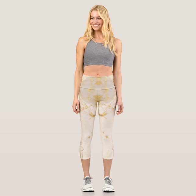 Maßgeschneiderte Gold Resin Ästhetische Zitate Capri Leggings (Vorderseite)