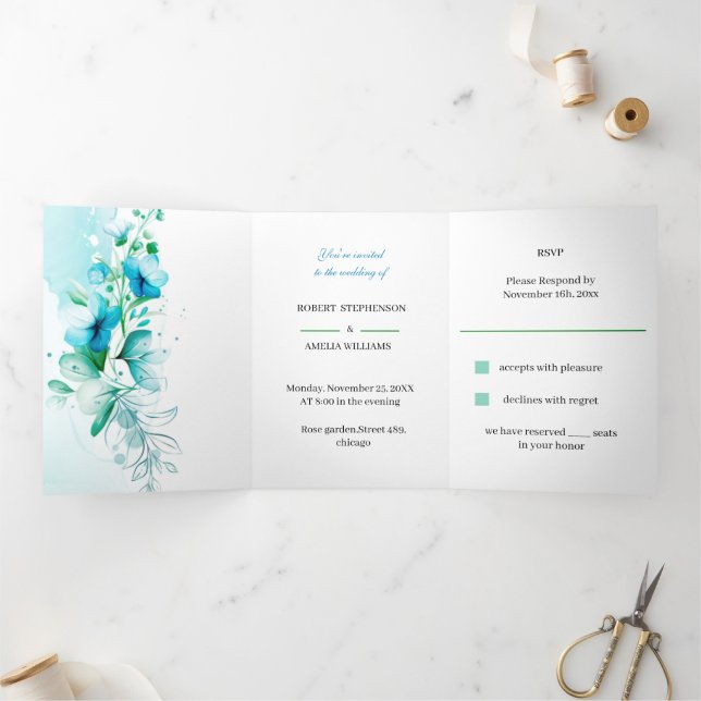 Maßgeschneiderte Hochzeit Elegante Blue Blume Dreifach Gefaltete Einladung (Innenseite)