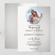 Maßgeschneiderte Hochzeit mit Foto und Blumenkranz