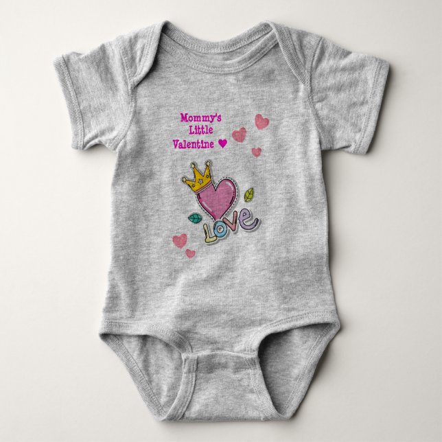 Maßgeschneiderte LIEBE - MOMMYs KLEINES VALENTINIU Baby Strampler (Vorderseite)