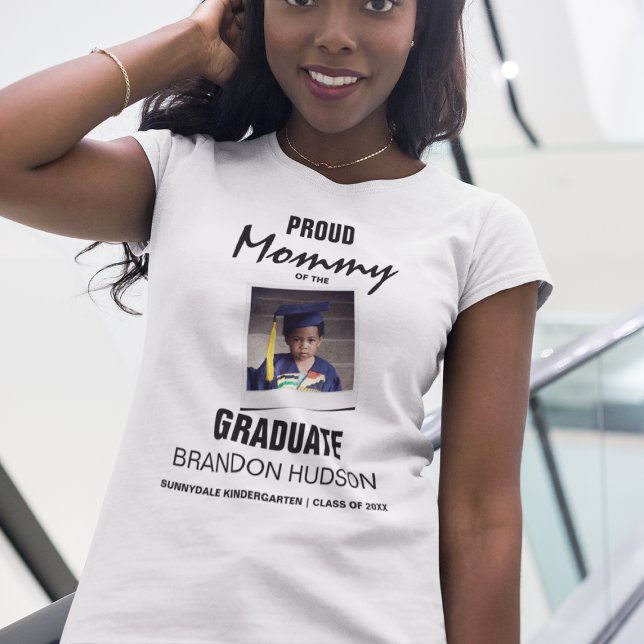 Maßgeschneiderte Proud Mommy des Absolventen | FOT T-Shirt (Von Creator hochgeladen)