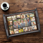Maßgeschneiderte rustikale, moderne Familienfotogr Serviertablett<br><div class="desc">Dieses Design im Stil eines angepassten Rustikalen Modern Foto Collage Bauernhauses besticht durch familiäre Erinnerungen auf dunkelbraunem Holzboden. Personalisieren Sie Ihre Lieblingsbilder und Familiennamen für ein einzigartiges und elegantes Geschenk.</div>