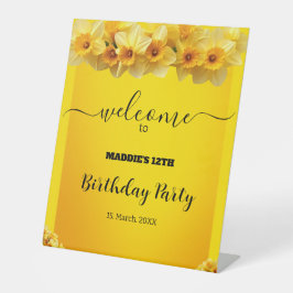 Maßgeschneiderter Daffodil März Geburtstag Blume G Sockelschild