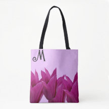 Maßgeschneidertes M Monogramm hübsch rosa Blumenge