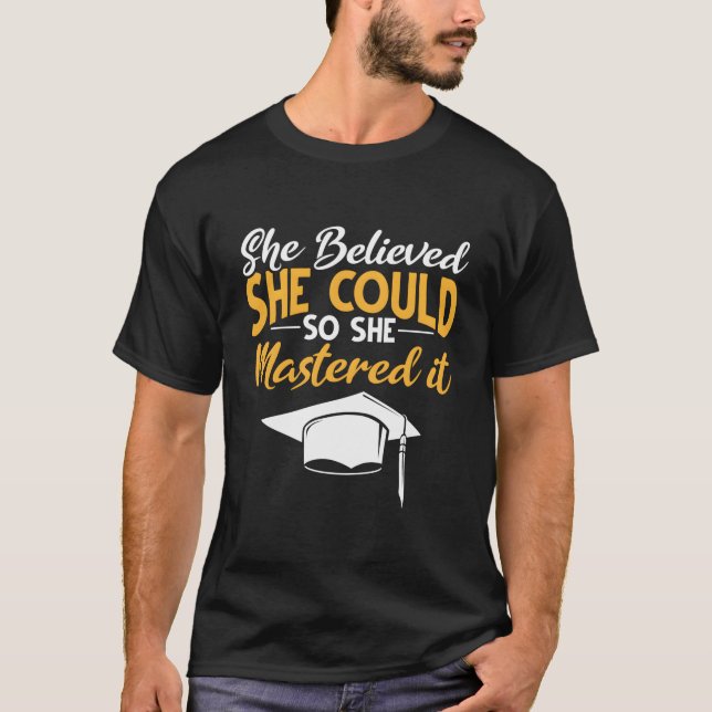 Master Abschluss Master Master Degree T-Shirt (Vorderseite)