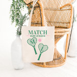 Match Made in Heaven Tennis Bachelorette Bride Tragetasche<br><div class="desc">Sie suchen das passende Zubehör für den Tennistheater Junggeselinnen-Abschied? Schauen Sie sich nur unsere Tasche "Match Made in Heaven" Tennis Bachelorette Braut an! Diese stilvolle und praktische Totentasche passt perfekt zu jeder Tennisfreude. Unsere Tasche ist aus hochwertigen Materialien gefertigt und sowohl haltbar als auch stilvoll. Das von Tennis inspiriert Design...</div>