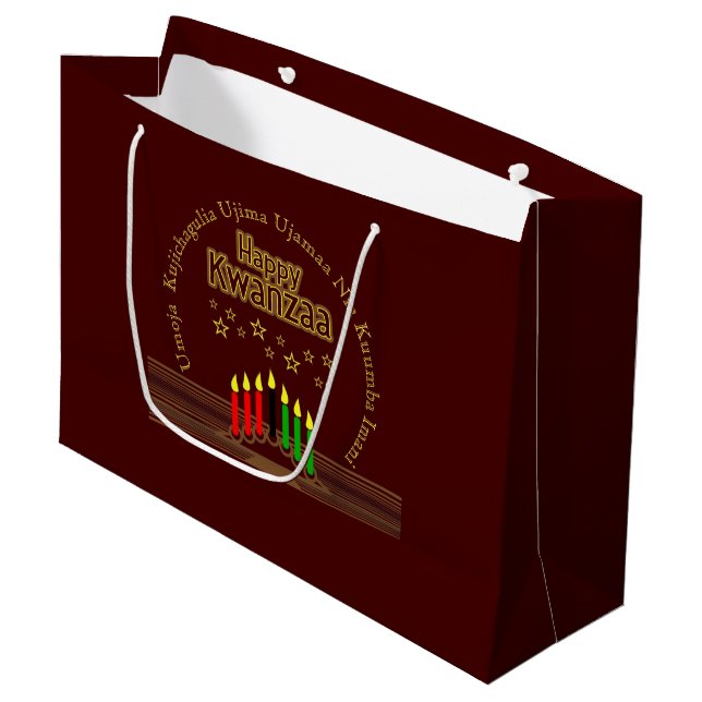 Matching Happy Kwanzaa Sieben Prinzipien Große Geschenktüte (Vorderseite Schrägansicht)