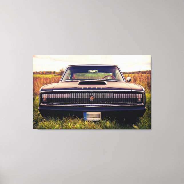 Matte Black 1966 Dodge Ladegerät auf Gras Leinwanddruck (Vorderseite)