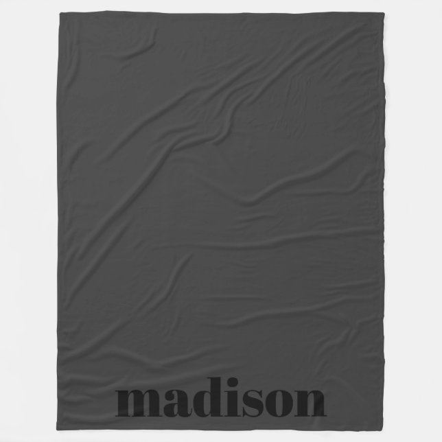 Matte Black Modern Monogram Personalisiert Name Fleecedecke (Vorderseite)