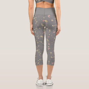 Mattes Gold und Roségold Flakes dunkles Warmgrau Capri Leggings