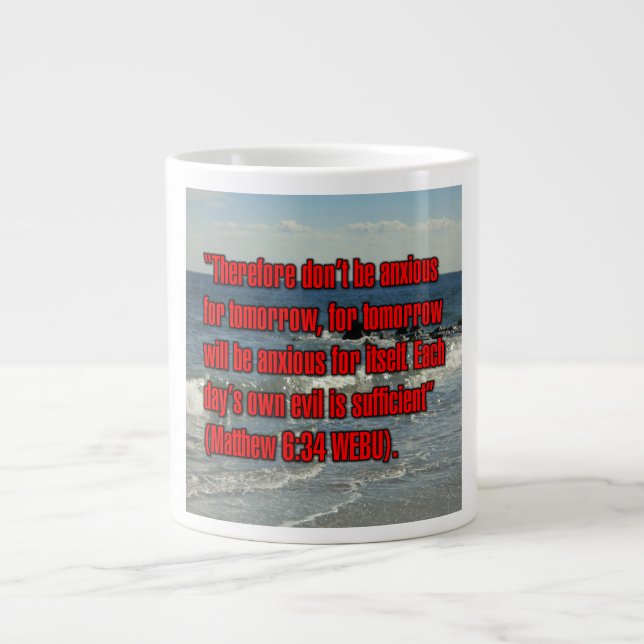 Matthäus 6:34 WEBU Tasse (Vorderseite)