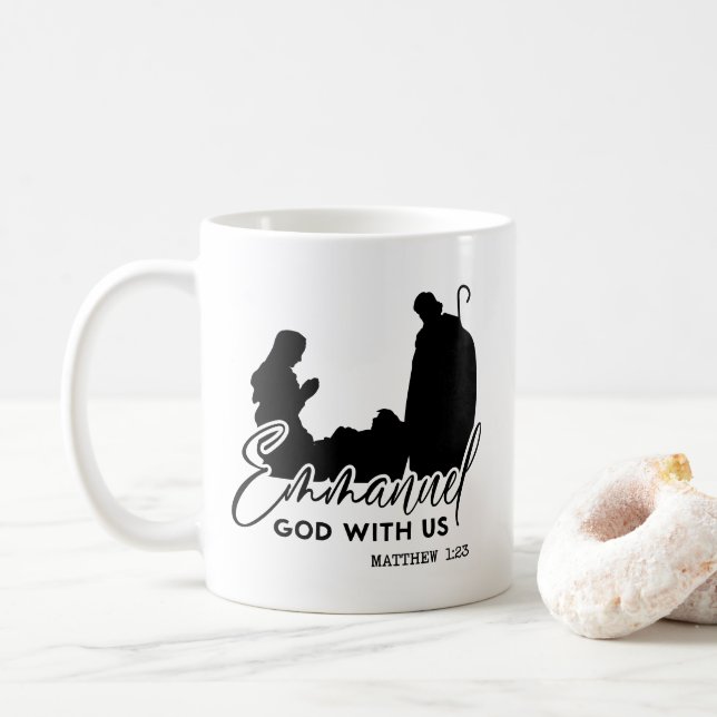 Matthew 1:23 Emmanuel Gott mit unserer Krippe Kaffeetasse (Mit Donut)