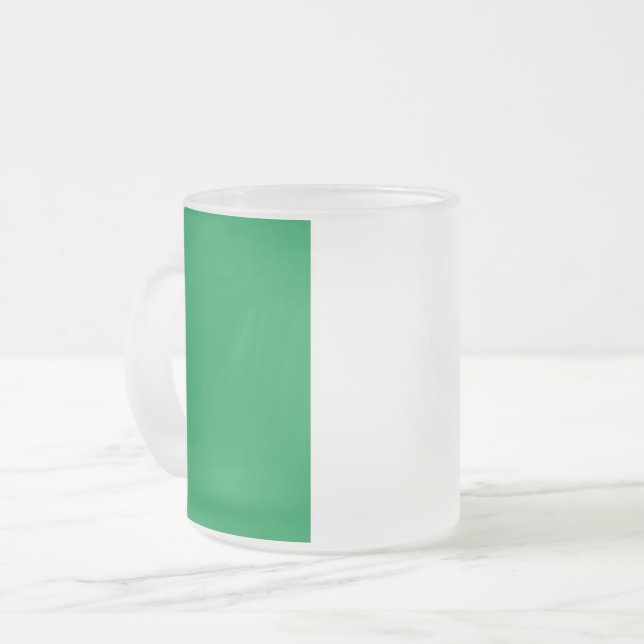Mattierte kleine Tasse aus Glas mit irischer Flagg (Vorderseite Links)