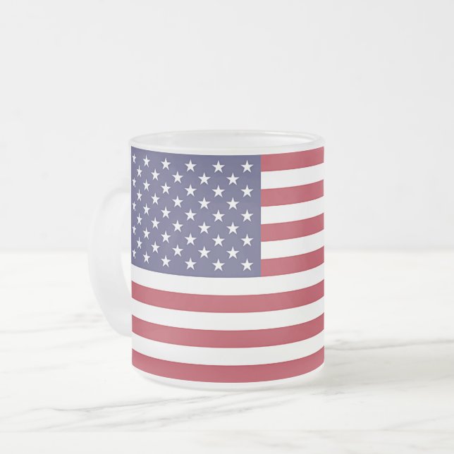 Mattierte kleine Tasse aus Glas mit US-Flagge (Vorderseite Links)
