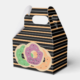 Mattiertes Donuts Halloween Stripes Gastgeschenk Geschenkschachtel