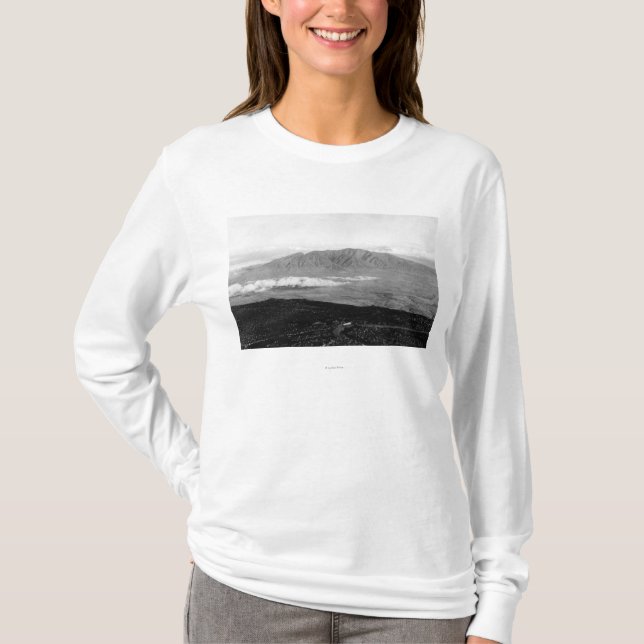 Maui, Hawaii - Ansicht von der Spitze Haleakala T-Shirt (Vorderseite)