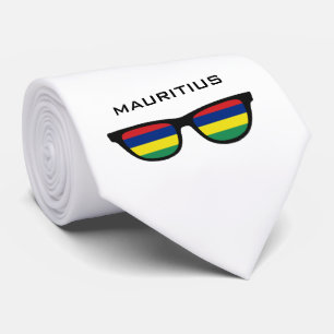 Maurice Shades texte et cravate couleur personnali