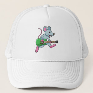 Maus bei Musik mit Gitarre Truckerkappe
