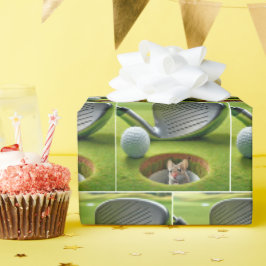 Maus in einem Golfplatz Loch Geschenkpapier