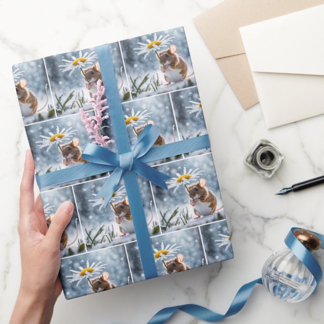 Maus mit Dämmerung im Schnee Geschenkpapier (Schenken)