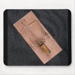 Mausefalle mit Erdnussbutter-Köder Mousepad