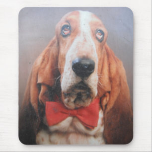 Mauspad mit Basset Hound roter Fliege