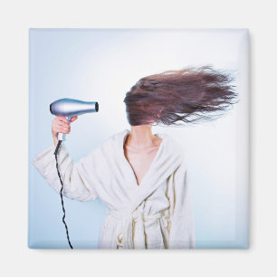 Mauvais aimant drôle de jour de cheveux