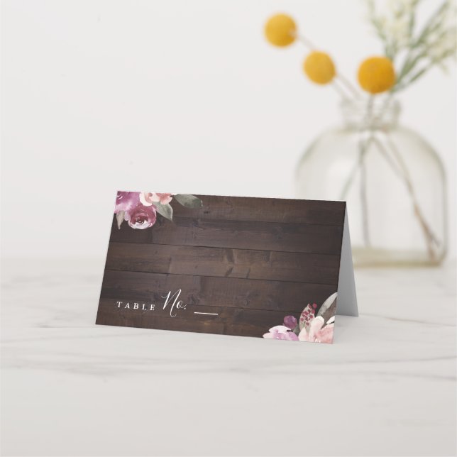 Mauve lila & maulbeerblumengeschmückte Hochzeit au Platzkarte (Vorderseite)