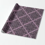 Mauve und Black Vintag Damask Muster Geschenkpapier<br><div class="desc">Dusky lila und schwarz paris themed Vintage Muster Packpapier.</div>