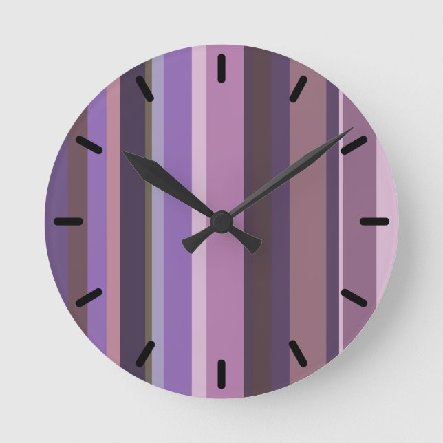 Mauve vertical stripes runde wanduhr (Vorderseite)