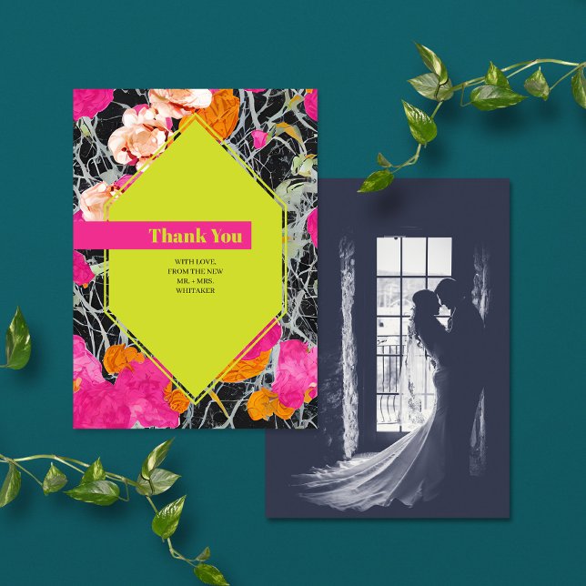Maximalistische Marbled Floral Modern Wedding Dankeskarte (Von Creator hochgeladen)