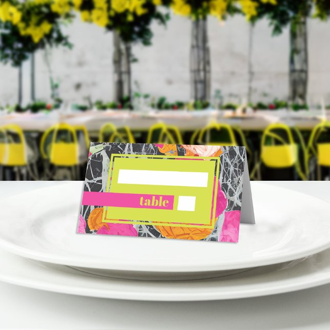 Maximalistische moderne marbelierte Blumenhochzeit Platzkarte (Von Creator hochgeladen)