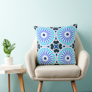 Mazipoodles Kaleidoscope Wheel P White Blue Navy Kissen