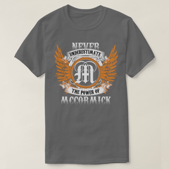 McCormick Name Shirt Unterschätzt niemals den Powe (Design vorne)
