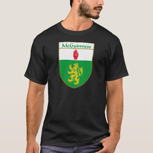 McGuinness Wappen/Familienwappen T-Shirt (Vorderseite)