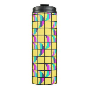 MCM Tic-Tac-Toe Thermosbecher