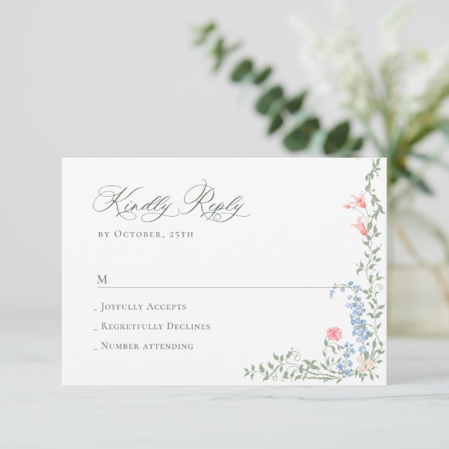 Meadow Pastel Französische Rose Blumenhochzeit RSVP Karte (Stehend Vorderseite)