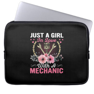 Mechanik nur eines Mädchens in Liebe mit einem Mec Laptopschutzhülle