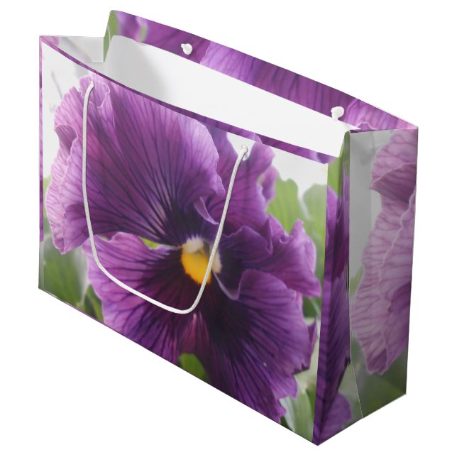 Mechteld Große Geschenktüte (Vorderseite Schrägansicht)