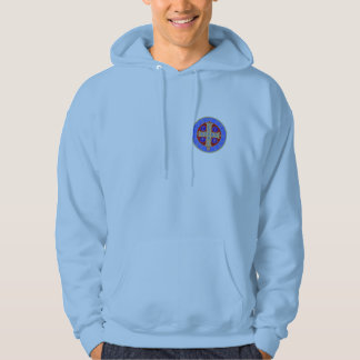 Medaille St. Benedict auf irgendeinem Farbmit Hoodie