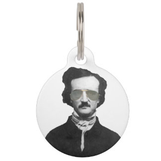 Médaillon Pour Animaux Edgar Allan Poe en lunettes de soleil