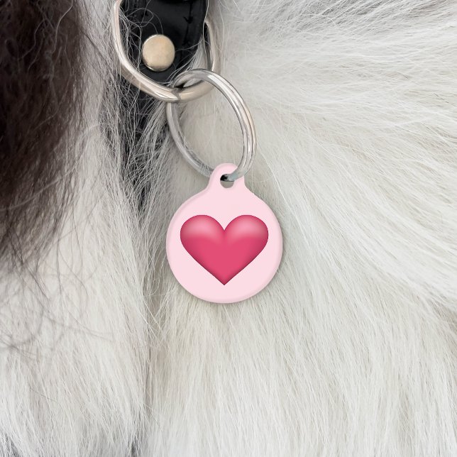 Médaillon Pour Animaux Forme de coeur rose sur rose clair avec les inform (Créateur téléchargé)
