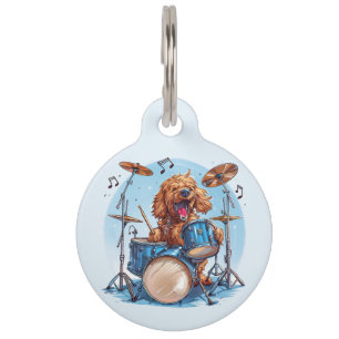Médaillon Pour Animaux Goldendoodle Chien Jouant Des Tambons