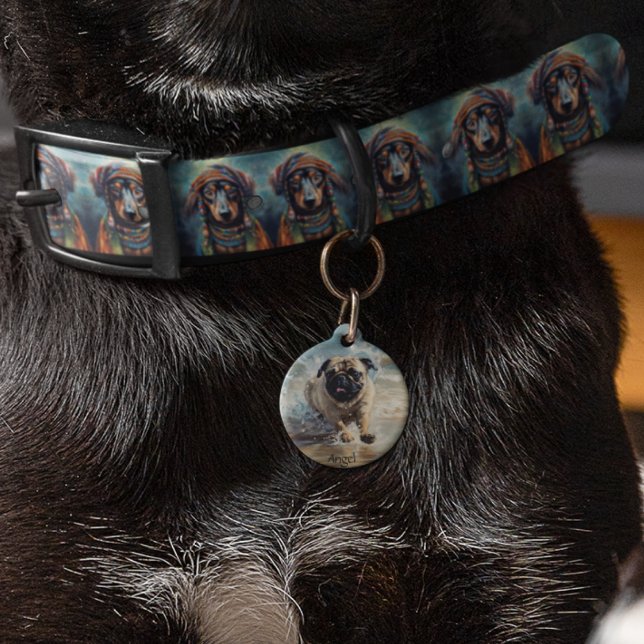 Médaillon Pour Animaux Happy Pug à la Plage personnalisable (Créateur téléchargé)