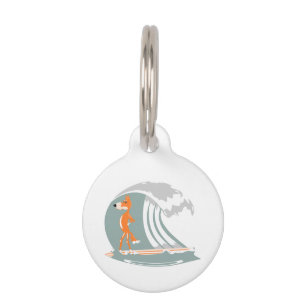 Médaillon Pour Animaux Renard debout sur une planche de surf