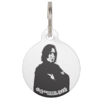 Severus Snape les bras croisés N-B