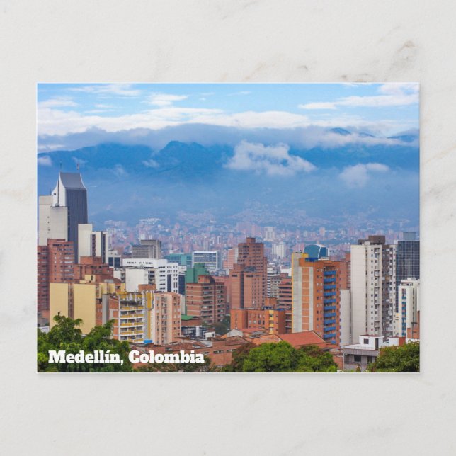 Medellín, Skyline Kolumbiens Postkarte (Vorderseite)